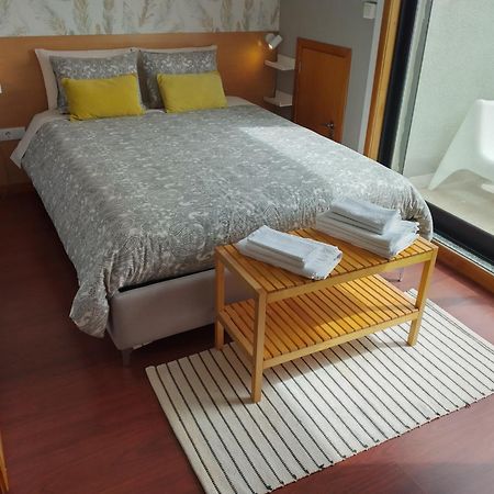 Top Floor Apartment With Sunny Balconies Porto Buitenkant foto