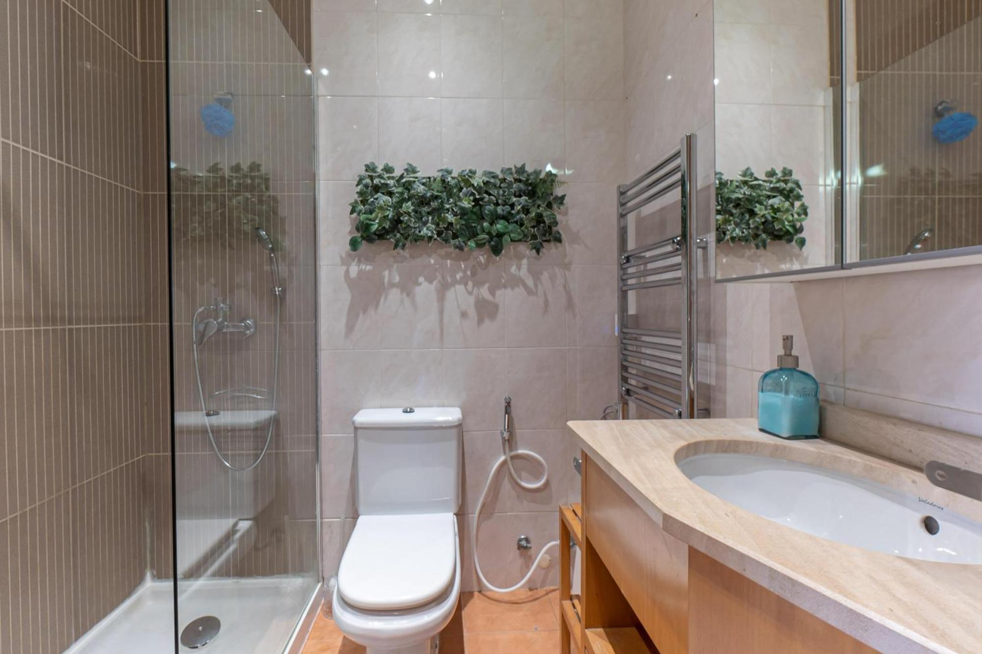Top Floor Apartment With Sunny Balconies Porto Buitenkant foto