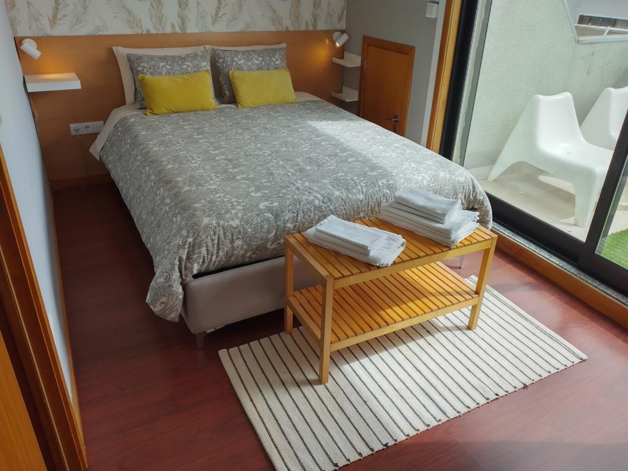 Top Floor Apartment With Sunny Balconies Porto Buitenkant foto